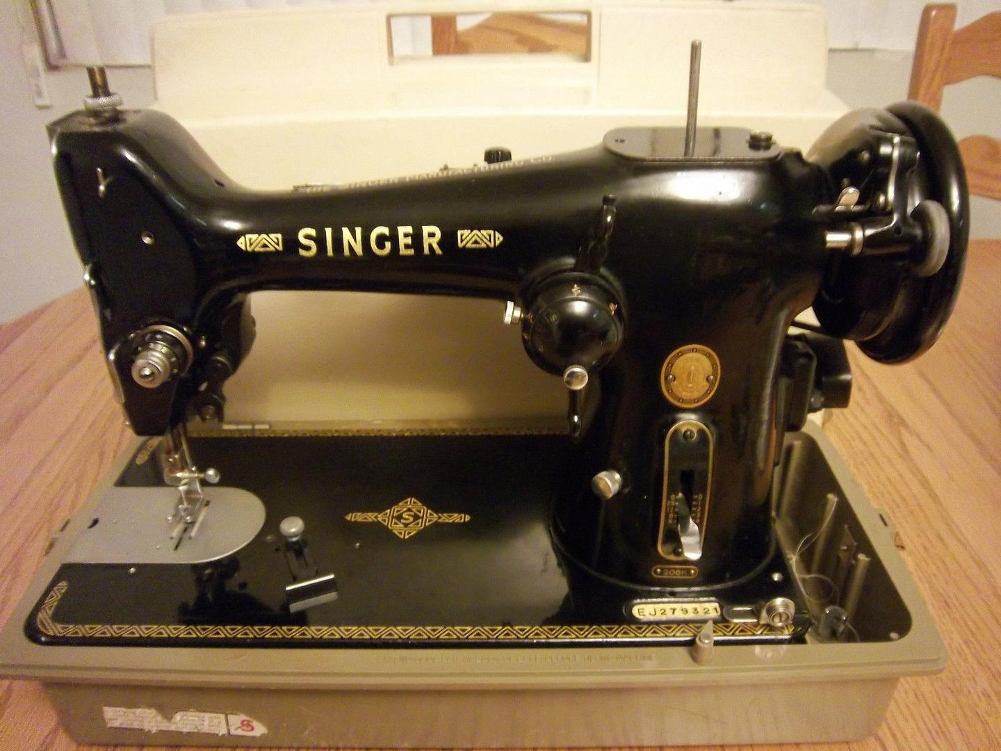 Singer decal set Eye and Triangles
