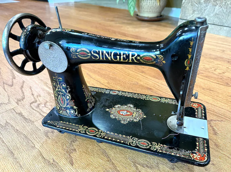 Singer decal set Red Eye