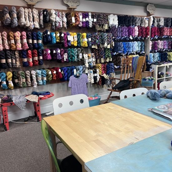 Hands on Knitting Center, Redlands, CA (USA)