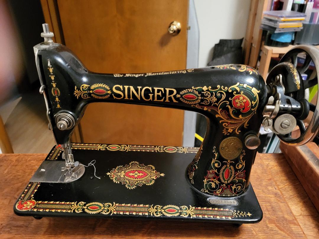Singer decal set Red Eye