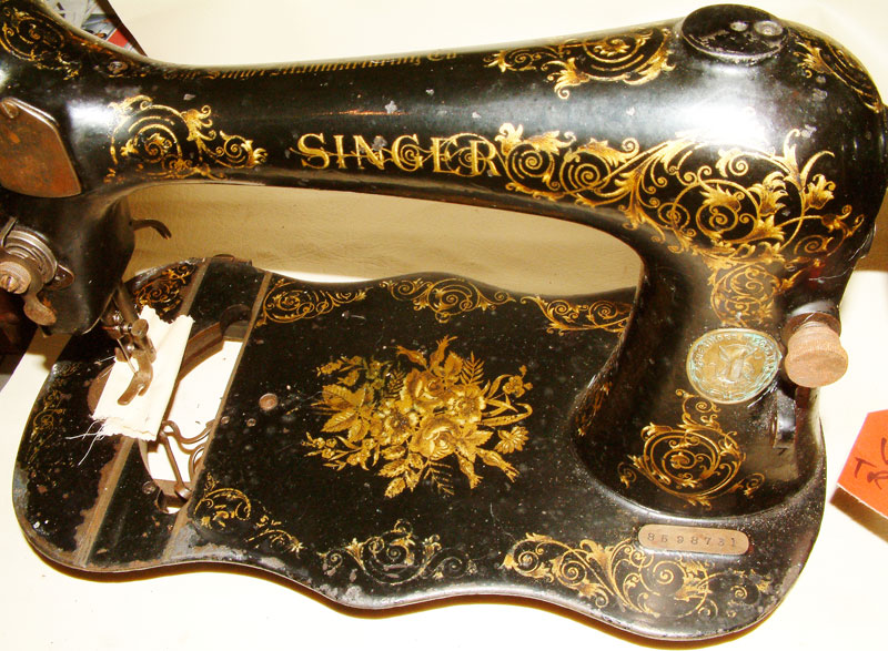 Singer decal set Scrolls and Roses (Fiddlebed)