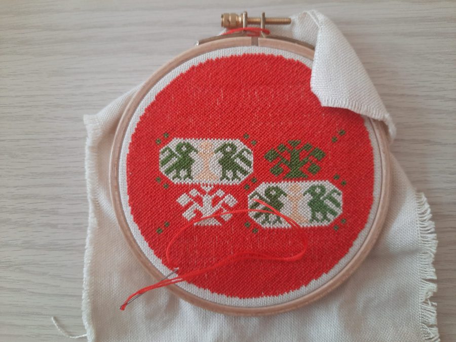 The latest stitches in the lid of my German Brick Stitch embroidered box