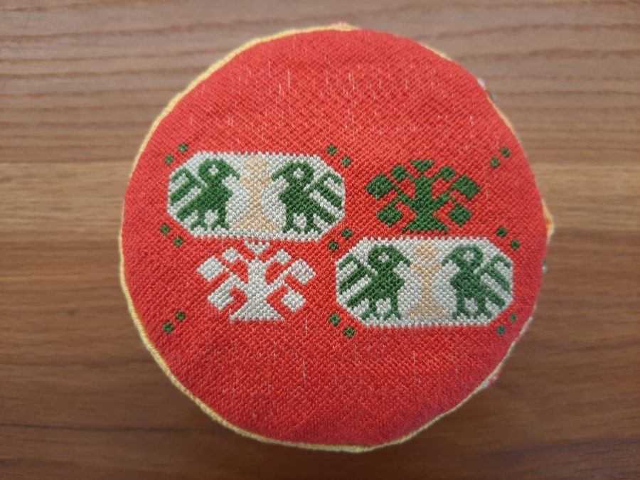 German Brick Stitch embroidered box: the lid