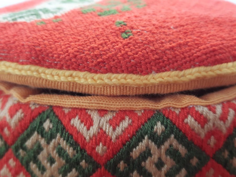 German Brick Stitch embroidered box: the lucetted decoration cord