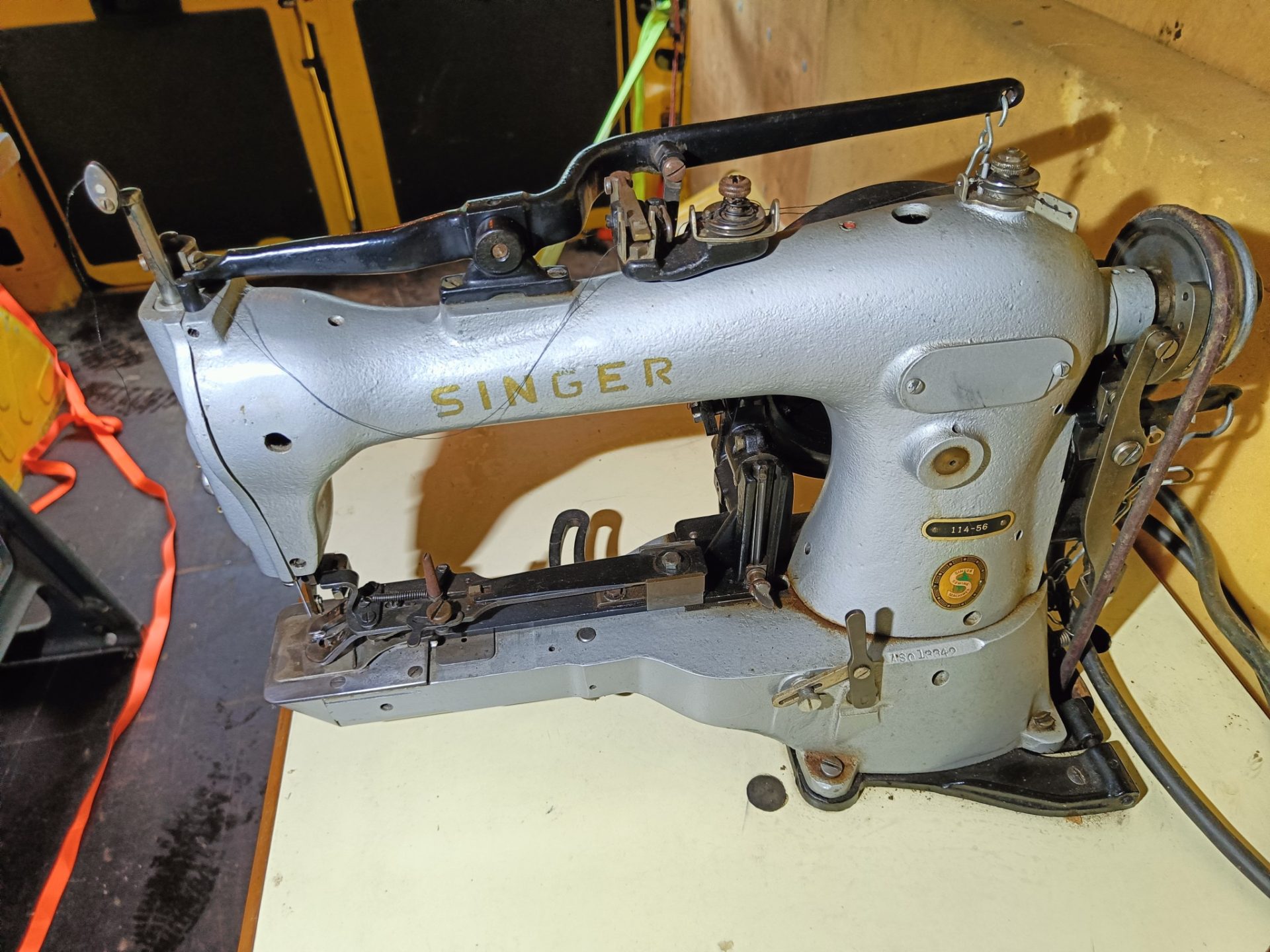 Singer 114