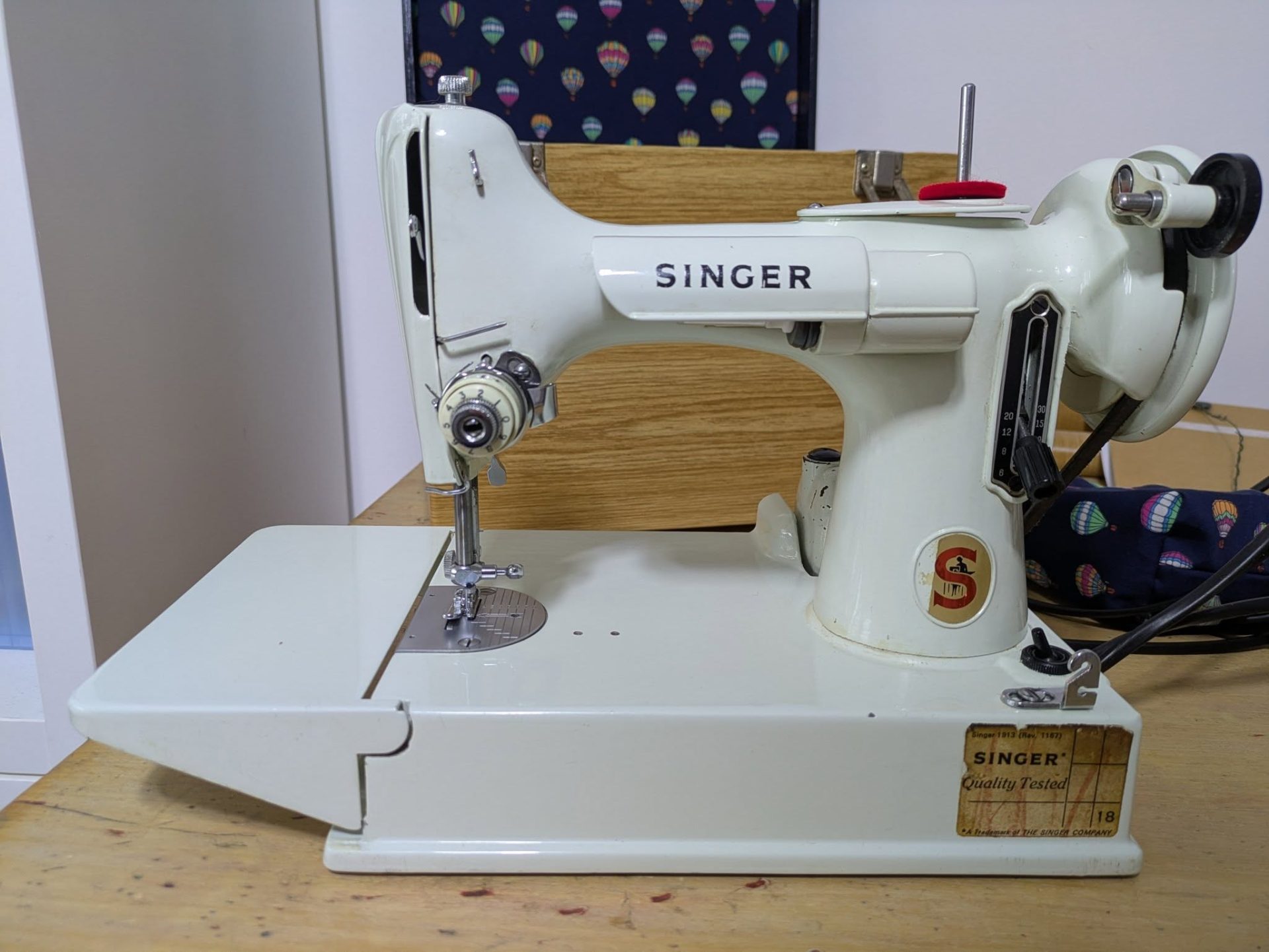 Singer 221 "Featherweight"