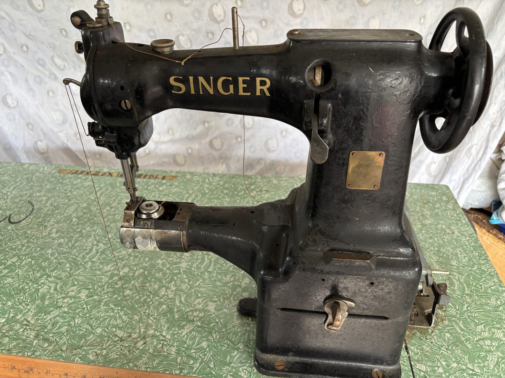 Singer 47