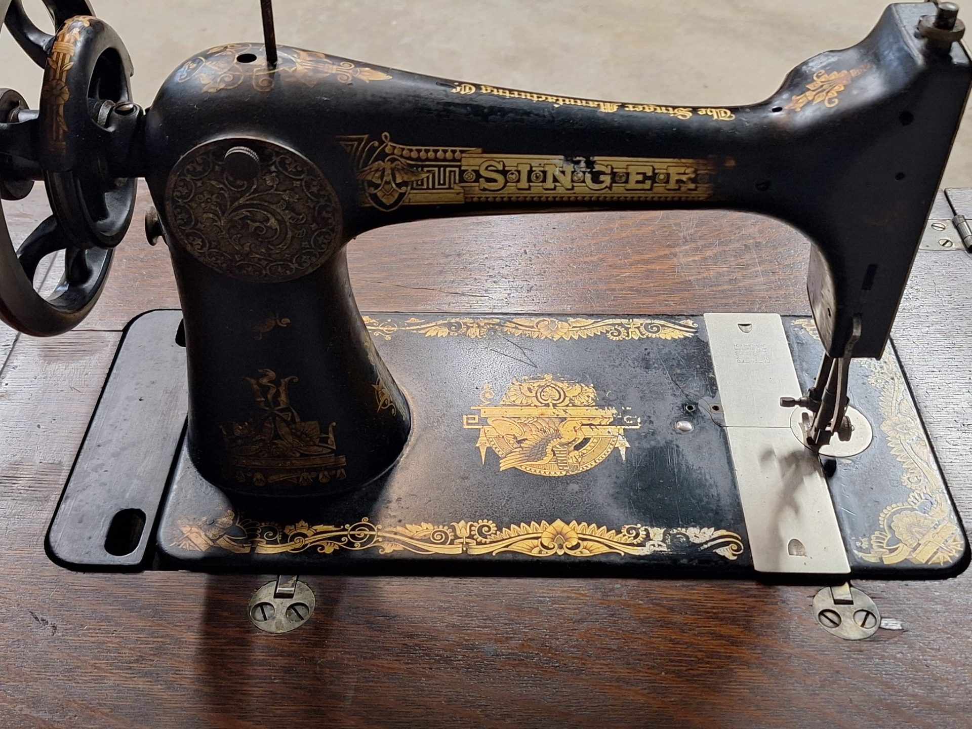 Singer decal set Sphinx (or Memphis)
