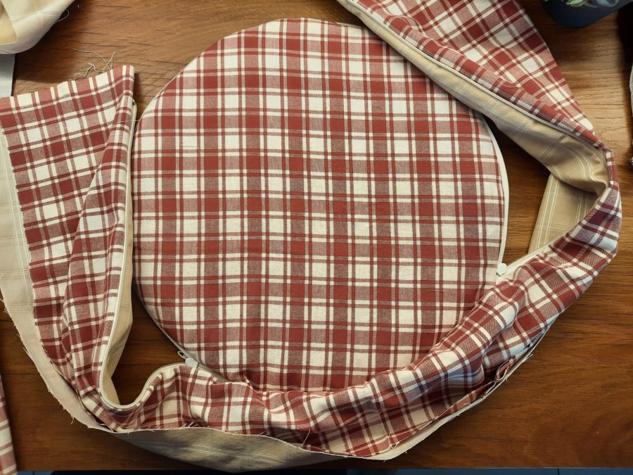 Attaching the wrapping strip to the opening circle to make my bodhran bag