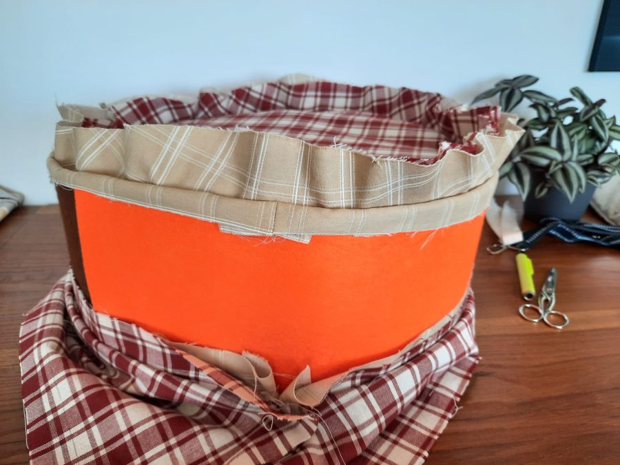 Inserting the padding in the wrapping ring of my bodhran bag