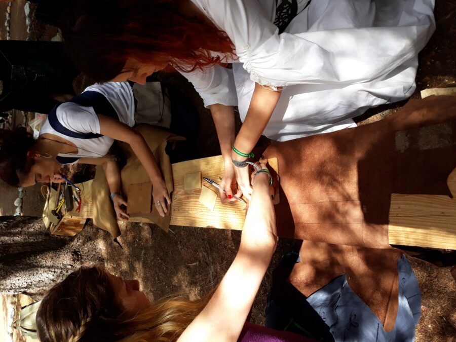 Celtica Valle d'Aosta: leather bag workshop