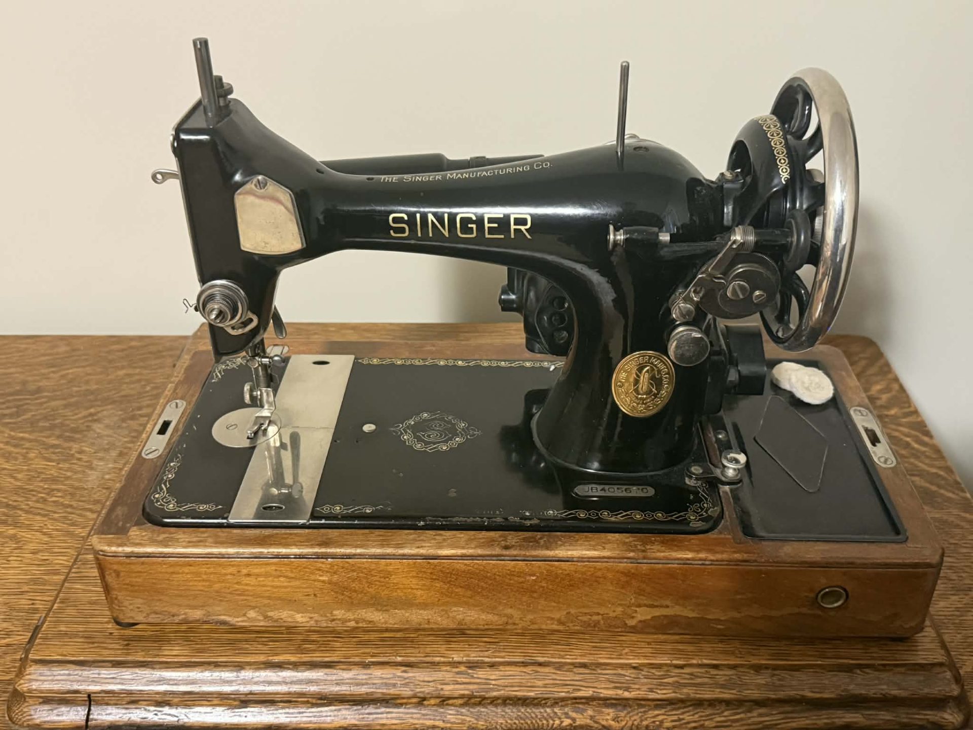 Singer 128