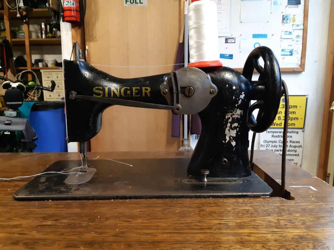 Singer 32