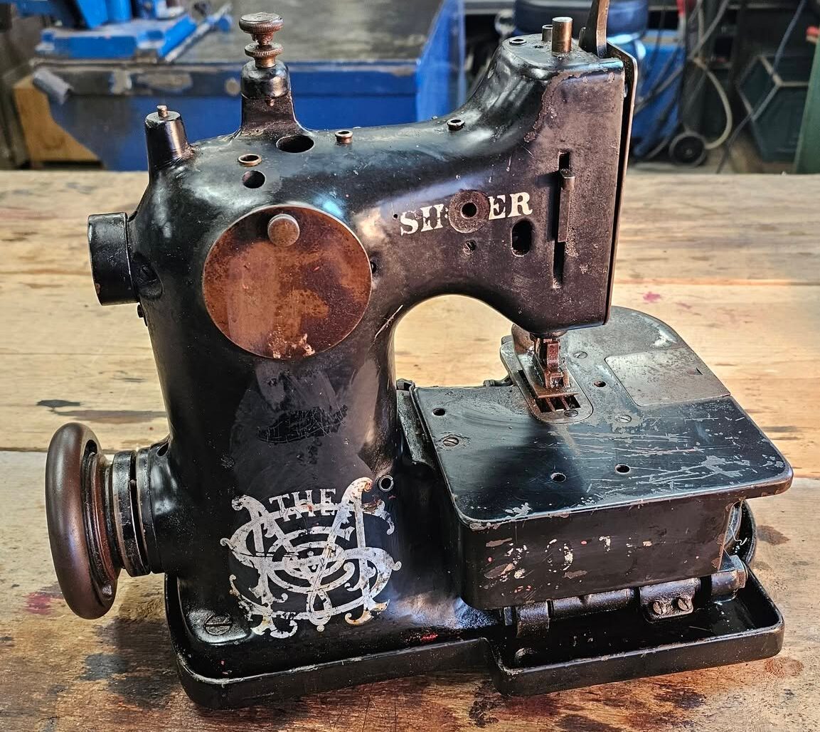 Singer decal set Early 20th Century Industrial