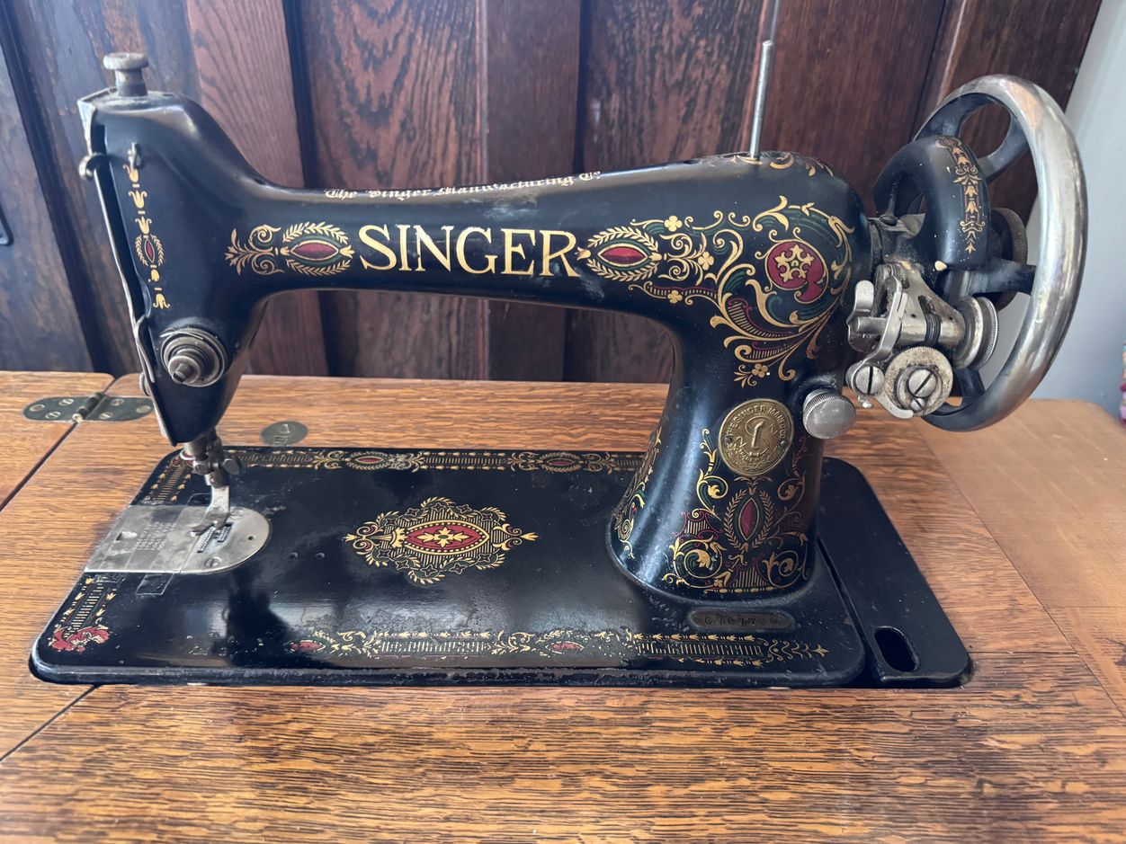 Singer 66
