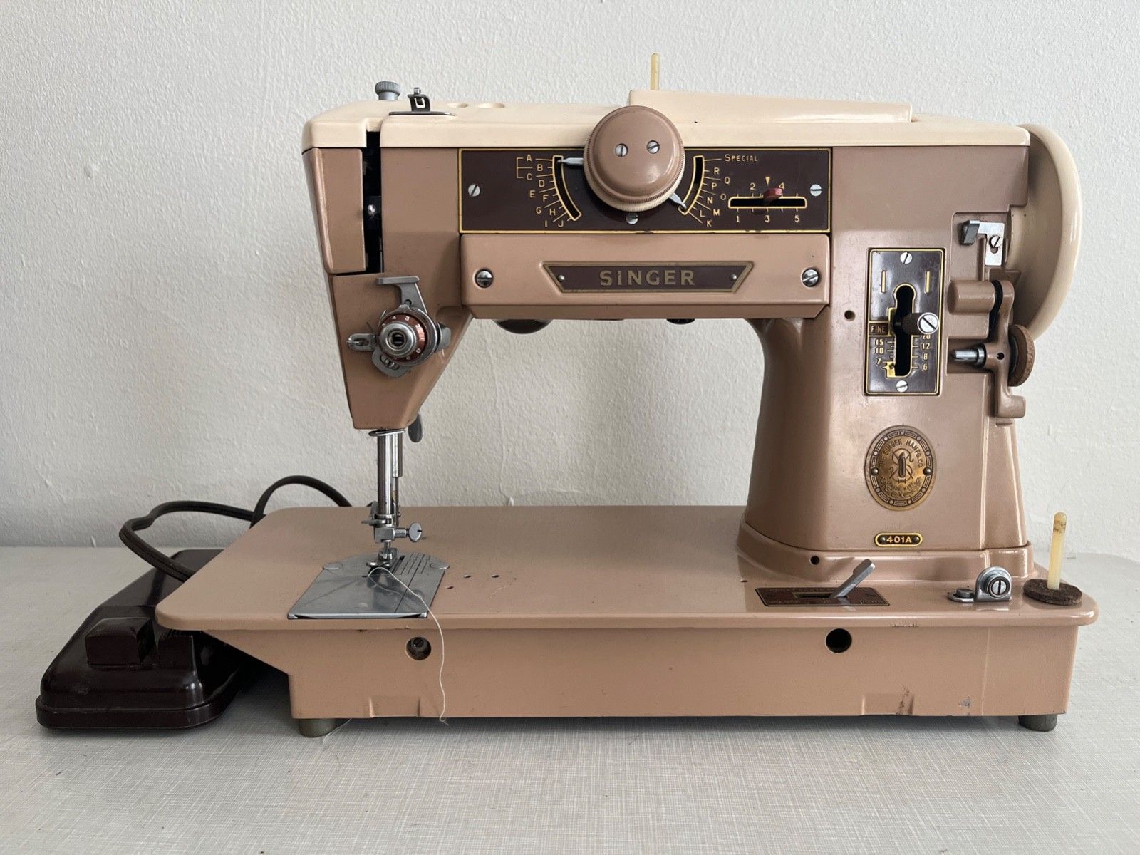 Singer 401